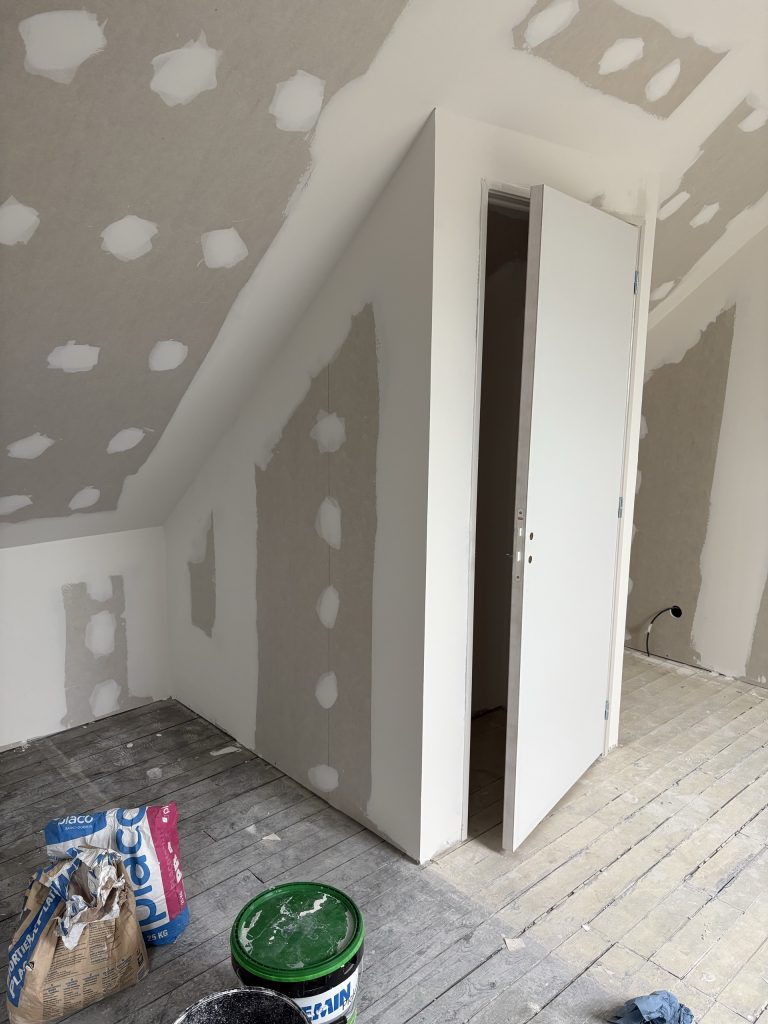 Installation de plaques de plâtre à Bailleul